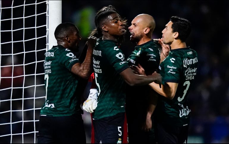 GUERREROS. Santos aseguró su boleto al Repechaje y hasta la última Jornada tendrán oportunidad de pelear un boleto directo. IMAGO7