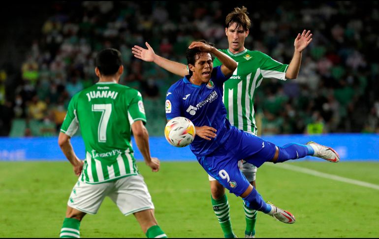 José Juan Macías (#9) llegó prestado al Getafe por parte de Chivas. EFE / ARCHIVO