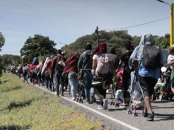 La caravana de migrantes llegó hasta la comunidad de Los Corazones, ya en territorio oaxaqueño. EFE / J. Blanco