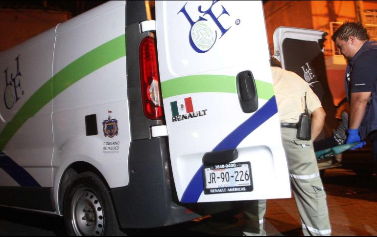 Los cuerpos fueron llevados a las instalaciones del Instituto Jalisciense de Ciencias Forenses en espera de la autopsia de ley y de ser reconocidos por sus familiares. EL INFORMADOR/ARCHIVO