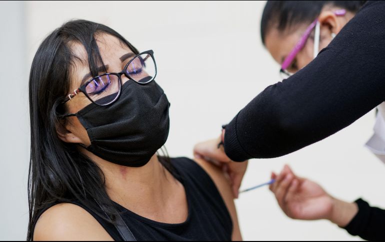 Hasta ahora, 74.94 millones de personas mayores de 18 años tienen al menos una dosis de la vacuna anti COVID-19. XINHUA/ARCHIVO