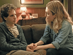 Ben Platt y Julianne Moore. Ambos actores protagonizan el musical “Querido Evan Hansen”.