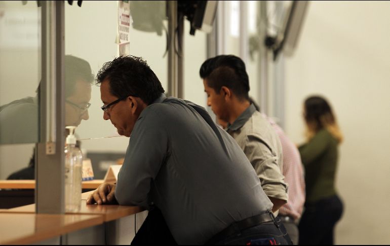 Los descuentos serán mayores si el pago se hace por medios electrónicos, aunque también hay para quienes lo hagan directamente en las recaudadoras. EL INFORMADOR / ARCHIVO