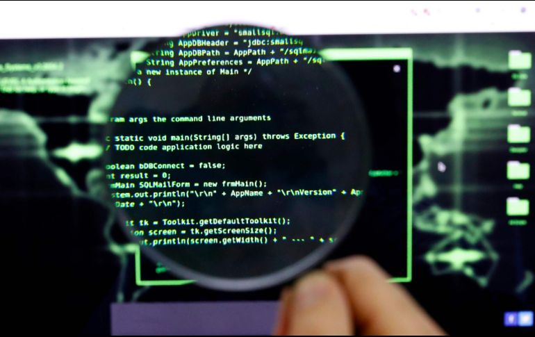 El escándalo de Pegasus sacudió a México el pasado julio, cuando una investigación de medios internacionales destapó que varios países espiaron 50 mil teléfonos con Pegasus, de los que 15 mil casos fueron en México durante el Gobierno de Enrique Peña Nieto. AFP / ARCHIVO