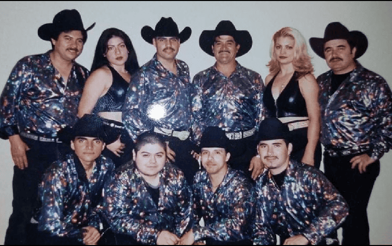 En la foto los primeros integrantes del grupo Horóscopos de Durango. ESPECIAL / INSTAGRAM