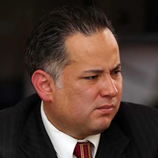 Santiago Nieto: Renuncia a la UIF fue una buena decisión, dice AMLO