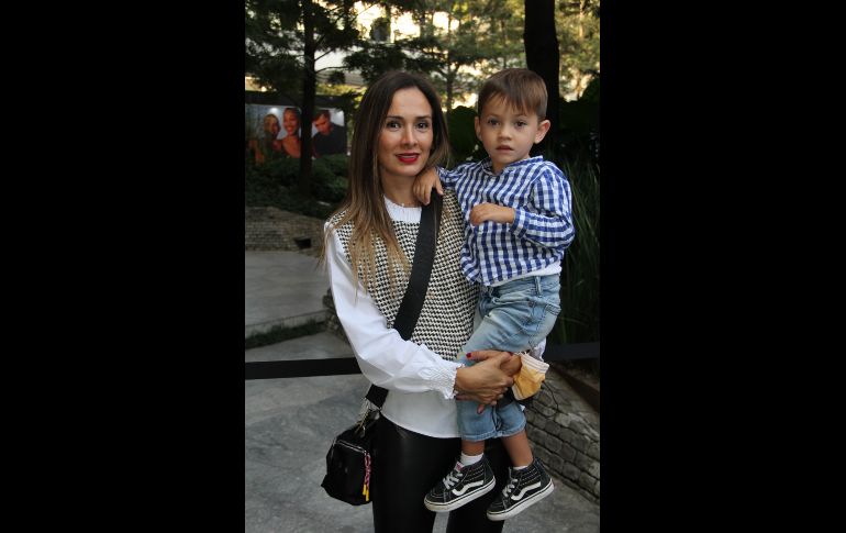 Adriana Najar y Juan Diego Gradilla. GENTE BIEN JALISCO/ESMERALDA ESCAMILLA