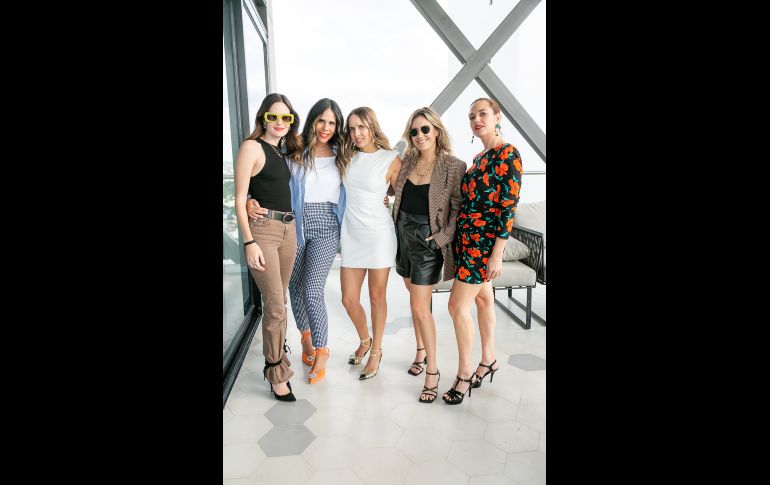 Ximena González, Mariana Farías, Gaby González Guerra, Sofía y Majo Álvarez del Castillo. GENTE BIEN JALISCO/JORGE SOLTERO