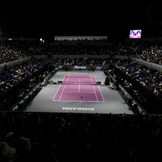 ¡Una tradición! La “ola” llega a las AKRON WTA Finals