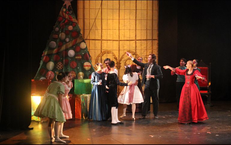 El ensamble dancístico está comandando por los bailarines Emili Galviz y Carlos Hernández.  EL INFORMADOR/A. Camacho