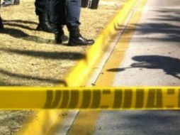 Asistieron peritos del Instituto Jalisciense de Ciencias Forenses (IJCF) quienes recabaron indicios y trasladaron los cuerpos a la morgue regional. EL INFORMADOR/ARCHIVO