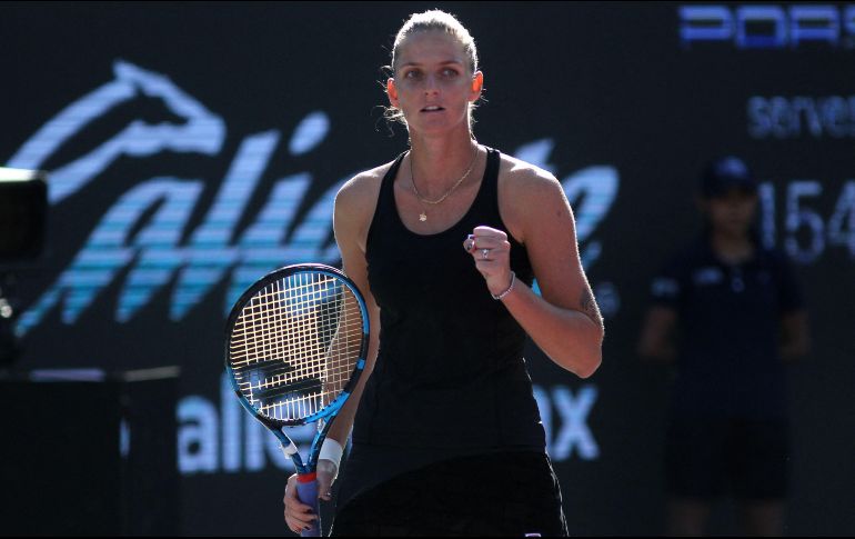 ESPERANZAS. Pliskova tendrá que esperar una derrota de Garbiñe Muguruza para poder meterse a las Semifinales. AFP/U. RUIZ