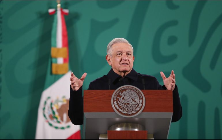 AMLO dice que ningún mandatario ha hecho un compromiso más profundo en beneficio de los migrantes que el presidente Biden. EFE / S. Gutiérrez