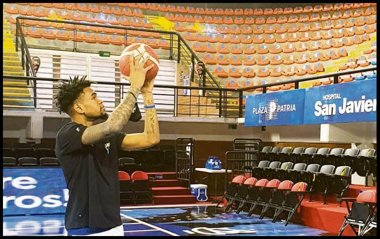 Concentrado. Javion Blake sabe de la peligrosidad del rival en la Final. El Informador/ J. Robles