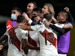 Unidos. Los peruanos se metieron de lleno en la pelea por un boleto al Mundial. AP