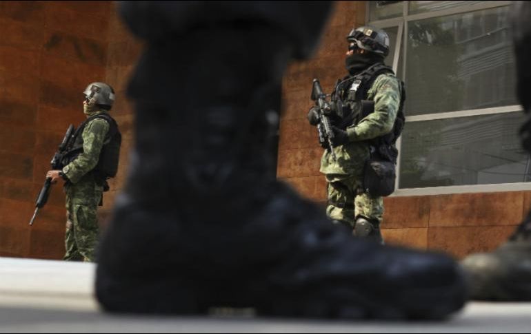 Se rumora que la movilización de los militares podría estar vinculada para dar con los dos marinos desaparecidos desde el pasado 15 de noviembre. AP / ARCHIVO