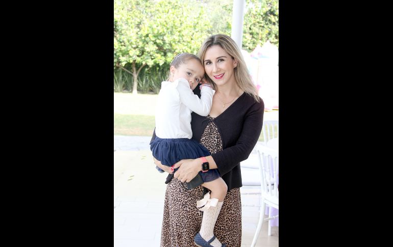 Isabella cumple 5 años. GENTE BIEN JALISCO/ ESMERALDA ESCAMILLA