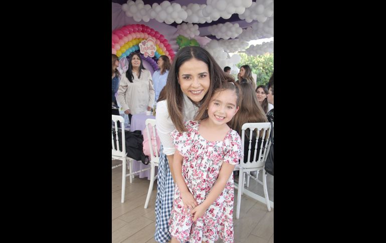 Isabella cumple 5 años. GENTE BIEN JALISCO/ ESMERALDA ESCAMILLA