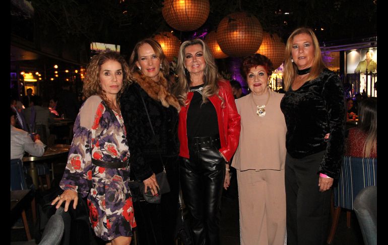 Alejandra Aceves, Martha Watanabe, Almendra Morquecho, Carmen Gerini y Güera Lamadrid. GENTE BIEN JALICO/ESMERALDA ESCAMILLA