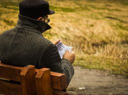 El ramo editorial recordó a través de redes sociales al maestro Zavala y su influencia en la industria. ESPECIAL/Photo by Ihor Malytskyi on Unsplash