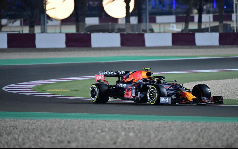 A un año exacto del arranque del Mundial de Qatar 2022, el país amplió su apuesta por la organización de grandes eventos deportivos internacionales y este fin de semana debuta en la F1. AFP / A. Isakovic