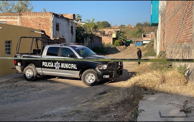 En el sitio no hubo testigos que detallaran quién o quiénes pudieron dejar el cuerpo abandonado. ESPECIAL /