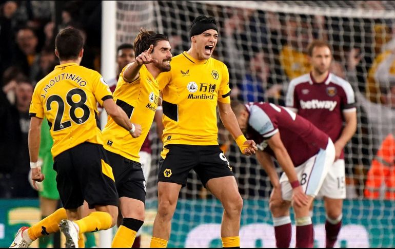 Es el tercer gol en esta temporada de Jiménez, que poco a poco empieza a carburar tras la grave lesión craneal que sufrió hace un año y que le tuvo fuera de los terrenos de juego hasta el pasado julio. AP / T. Goode