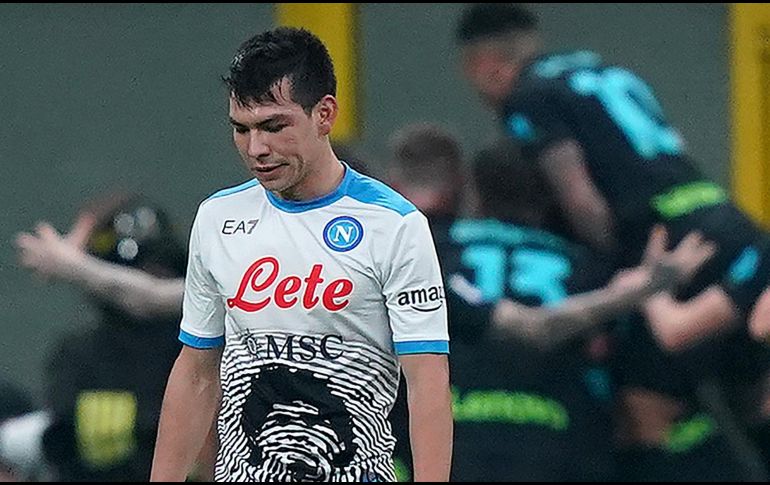 Caen. Hirving Lozano no pudo evitar el primer descalabro del Nápoles ayer en el Giuseppe Meazza. Xinhua