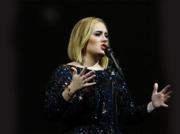 Adele ha agradecido a Spotify en Twitter el haber ocultado la reproducción aleatoria de sus discos. WIKIMEDIA COMMONS/KRISTOPHER HARRIS