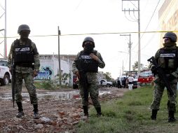 Sicarios dispararon en contra de los habitantes de Taixtán y del personal de Fuerzas Armadas, con rifles de alto poder y con drones cargados de explosivos hace unas semanas. AFP / ARCHIVO