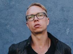 Cam Adair da charlas en todo el mundo sobre los peligros de la adicción a Internet. ESPECIAL/DEEPAK KANDA