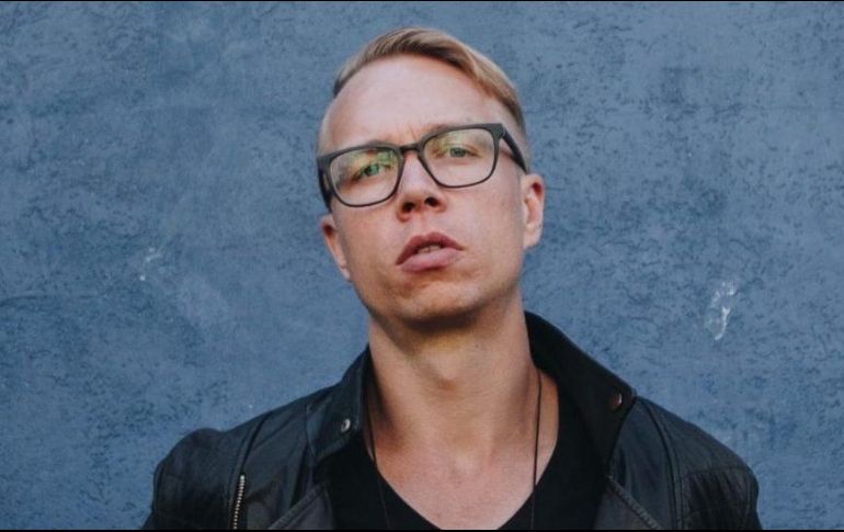 Cam Adair da charlas en todo el mundo sobre los peligros de la adicción a Internet. ESPECIAL/DEEPAK KANDA