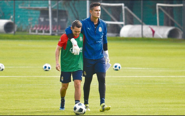 Destacaron. Jesús Angulo, con la medalla de bronce en Tokio 2020, y Raúl Gudiño consolidado en el arco de Chivas, brillaron con luz propia en el actual semestre. Imago7