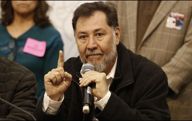 Fernández Noroña retuiteó una imagen del sondeo que realiza en su canal de YouTube Jesús López Almejo. SUN/ARCHIVO