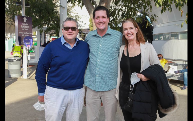 Emanuel Navarro, Fernando Villava y Heike von der Eyde. GENTE BIEN JALISCO/TONY MARTÍNEZ