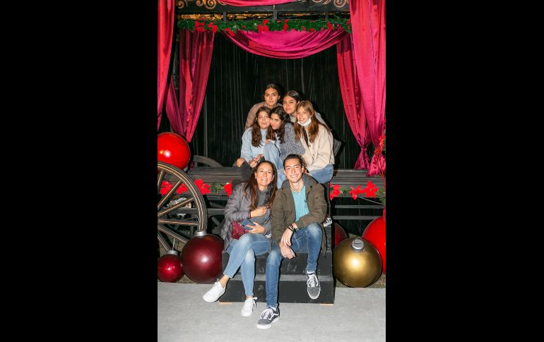 Familia Ochoa Watanabe. GENTE BIEN JALISCO/JORGE SOLTERO