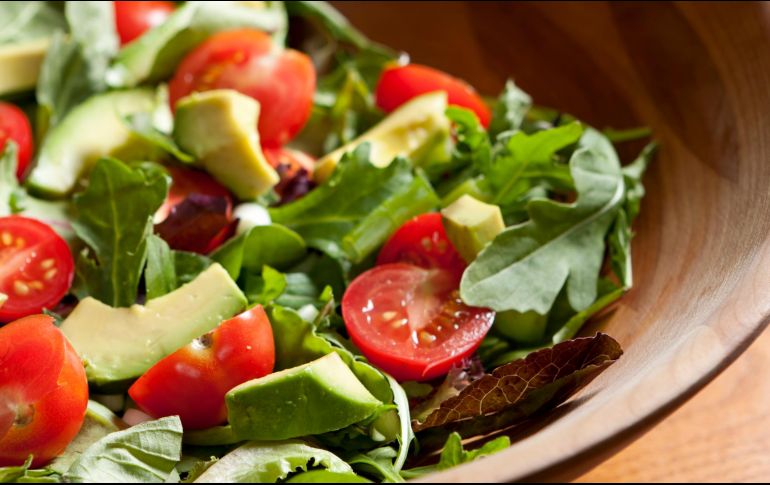 Ensalada de aguacate. ISTOCK.