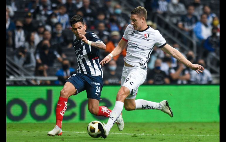 SIN OPCIONES. Julio Furch tuvo que hacer una labor más de sacrificio durante el partido y no tuvo opciones de gol. IMAGO7