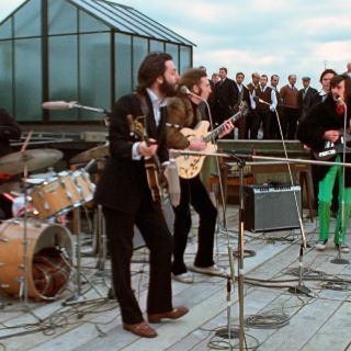 The Beatles: Actores casi desconocidos serán Lennon y McCartney en Midas Man, la nueva película biográfica