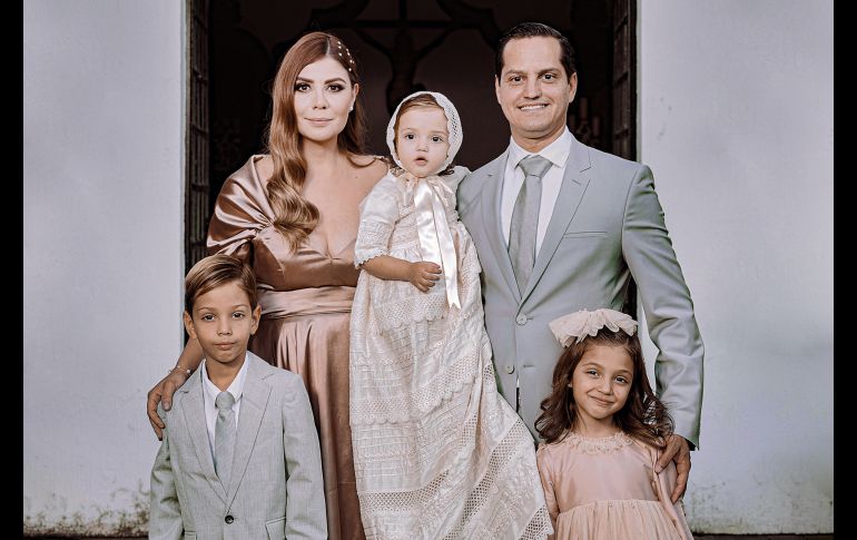 Jo Martínez, André, Paula, Ernesto e Isabella Guzmán. GENTE BIEN JALISCO/CLAUDIO JIMENO