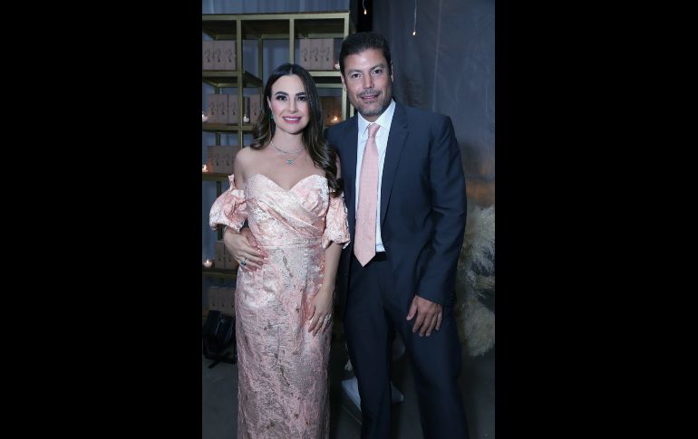 Florencia Maycotte y Alejandro Gallardo. GENTE BIEN JALISCO/CLAUDIO JIMENO