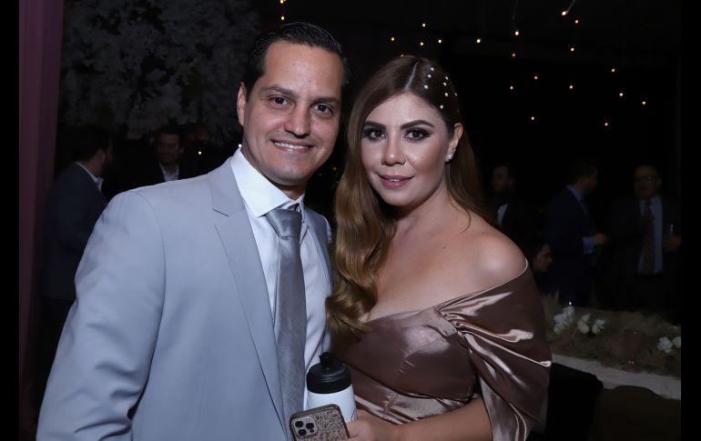 Ernesto Guzmán y Jo Martínez. GENTE BIEN JALISCO/CLAUDIO JIMENO