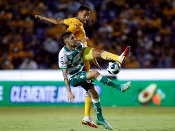 IGUALDAD. Durante el Apertura 2021, Santos visitó al Tigres en la Jornada 3 y el partido terminó con empate a 1. IMAGO7
