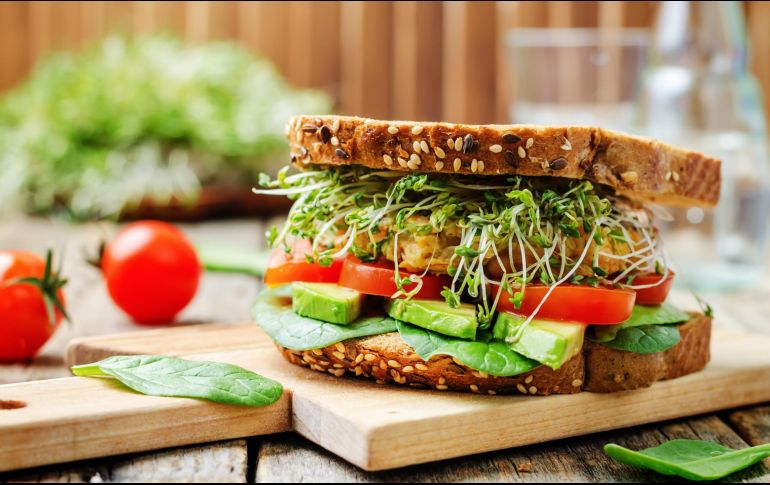 Sándwich de aguacate. ISTOCK.