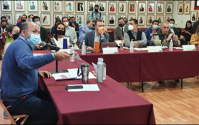 Ricardo Villanueva Lomelí se reunió con la Junta de Coordinación Política del Congreso de Jalisco. EL INFORMADOR/R. Rivas