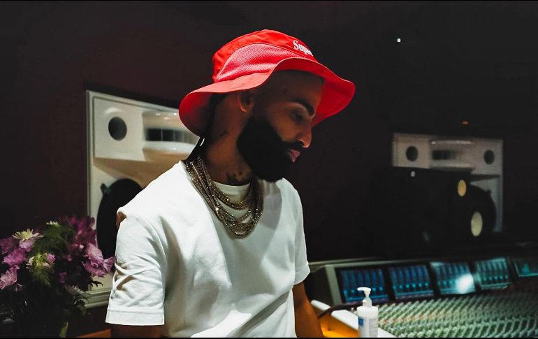 En el mensaje de este viernes, Arcángel aseguró que desea ayudar a Narváez Torres, pues afirmó que ella sufre de una enfermedad de la que él también padece: el alcoholismo. INSTAGRAM / @arcangel