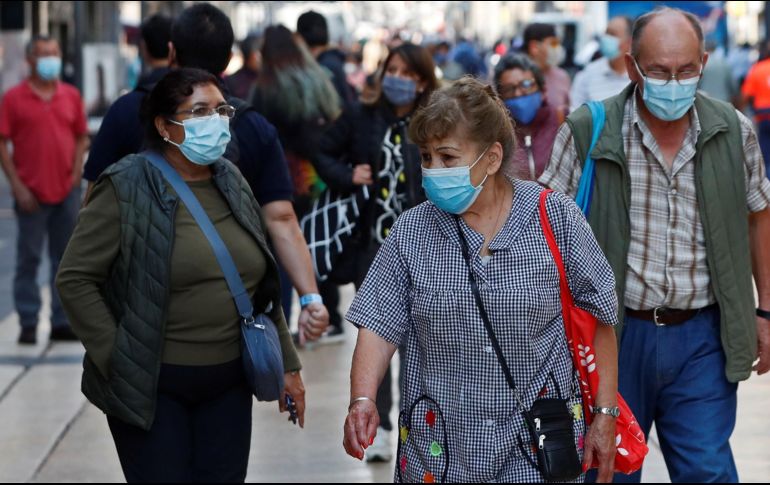 El país suma 17 semanas consecutivas de descenso en los contagios. EFE/M. Guzmán