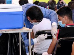 La vacunación a los menores se realiza en 39 hospitales en todo el estado y en dos macromódulos de la ZMG. ESPECIAL/ARCHIVO