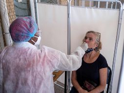 Brasil cerró sus fronteras aéreas desde este lunes a seis países de África para evitar la propagación de ómicron. AFP/E. Croset