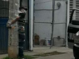 Los hechos se registraron la tarde de ayer martes en el cruce de las calles Real de los Jabillos y Andador de las Magnolias, en la colonia Paseos del Valle. ESPECIAL /